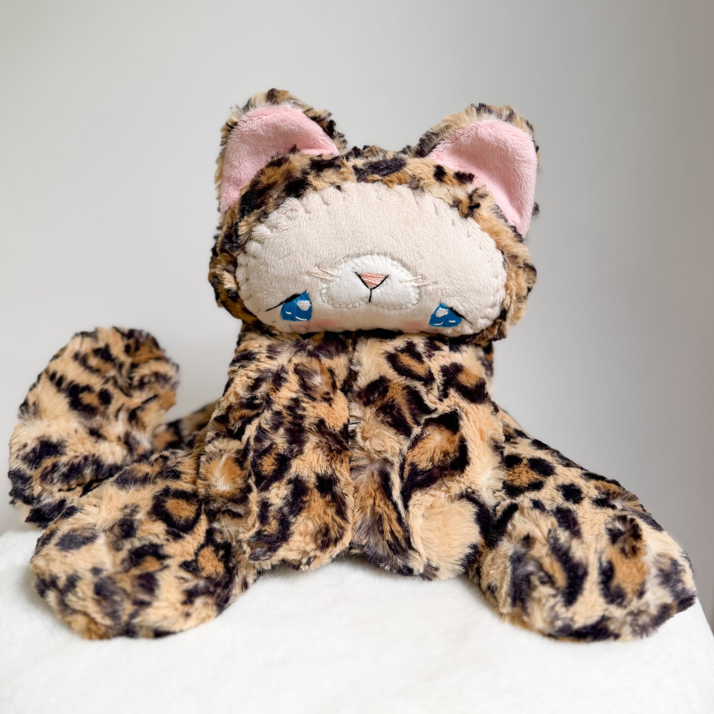 Dottie🖤🤎🐆 (COMING SOON!)