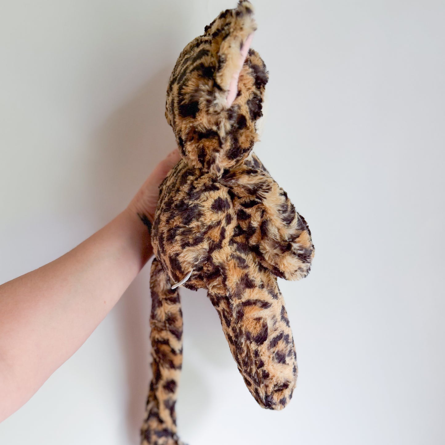 Dottie🖤🤎🐆 (COMING SOON!)